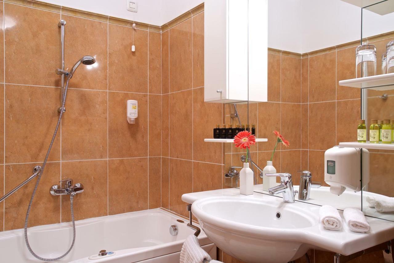 Luxury Boutique Vulin Hotel 5*